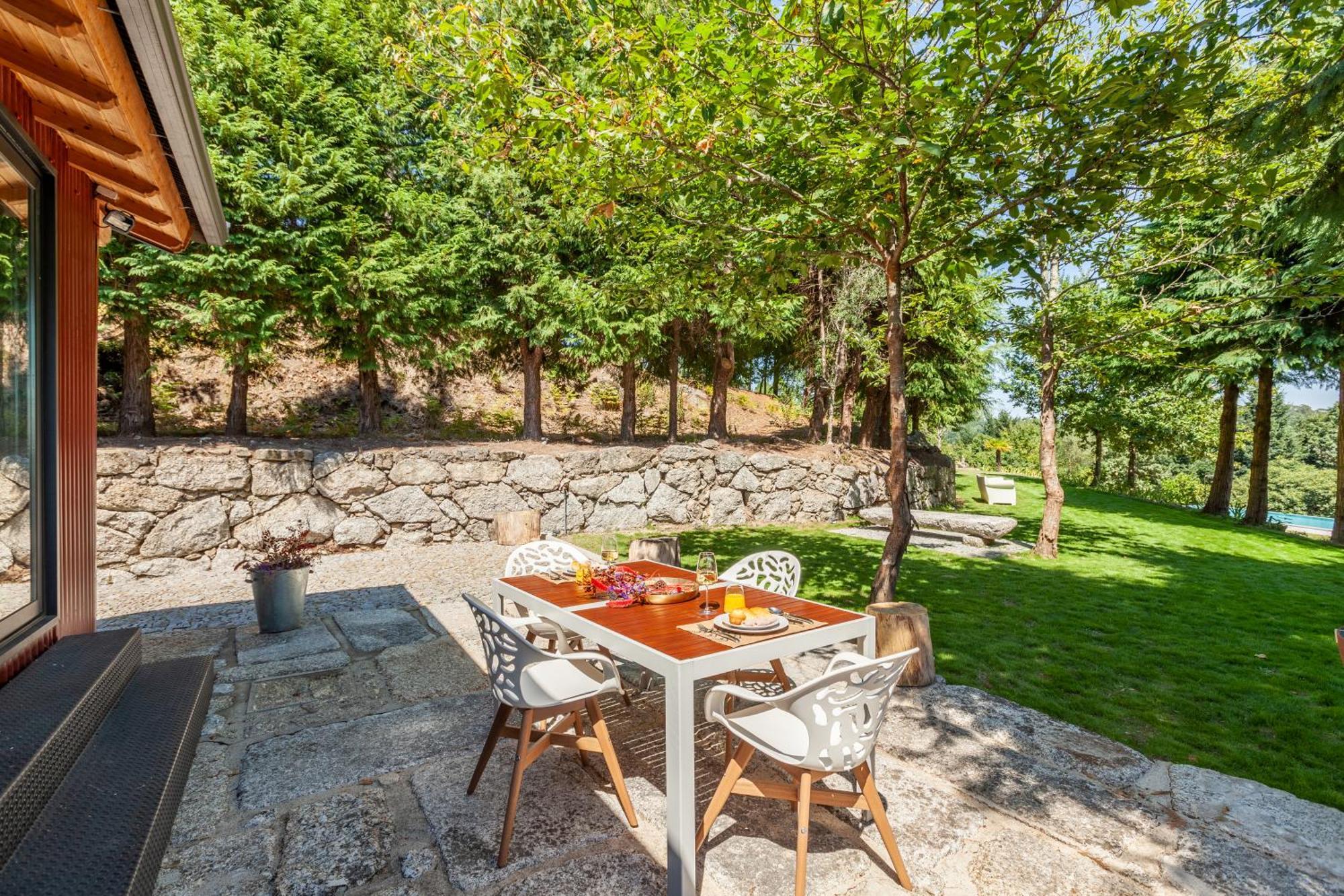 Villas Prendal Eco Living - Minho'S Guest Guimarães Buitenkant foto